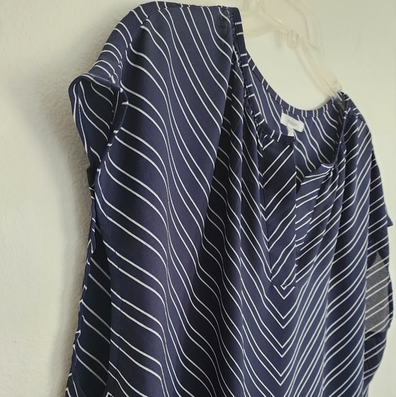 Maurices Pull-on Cap Sleeve Notch V-neck Semi-Sheer Tunic Sz XL - Picture 3 of 6